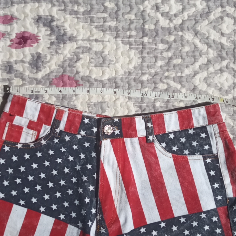 America Patriotic shorts. Like brand new! ❣️😍 - Picture 5 of 8